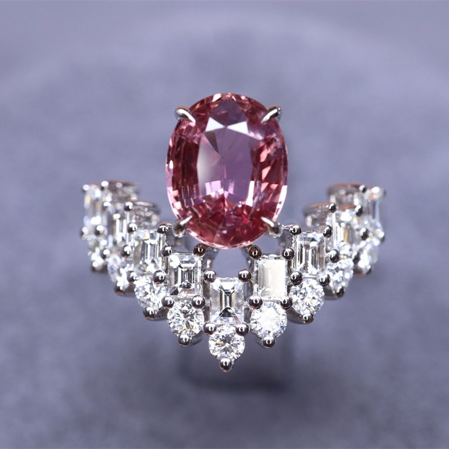 14k Gold 2.24 Ctw Natural Padparadscha Sapphire & Diamond Ring: Ref:230974388 // gold content:14k gold // ring size:7. 25us // // main gemstone:padparadscha sapphire // shape:oval // carat weight:1. 52ct // color:orangish pink // treatment:natural // //