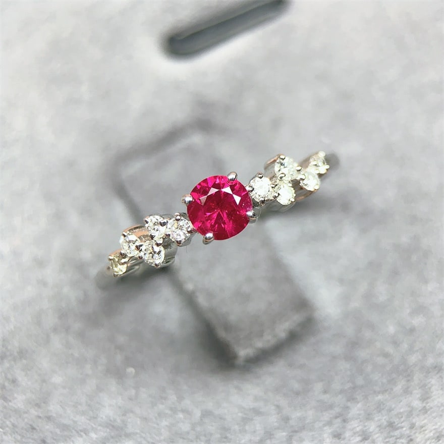 14k Gold 0.45 Ctw Natural Ruby & Diamond Ring - 3