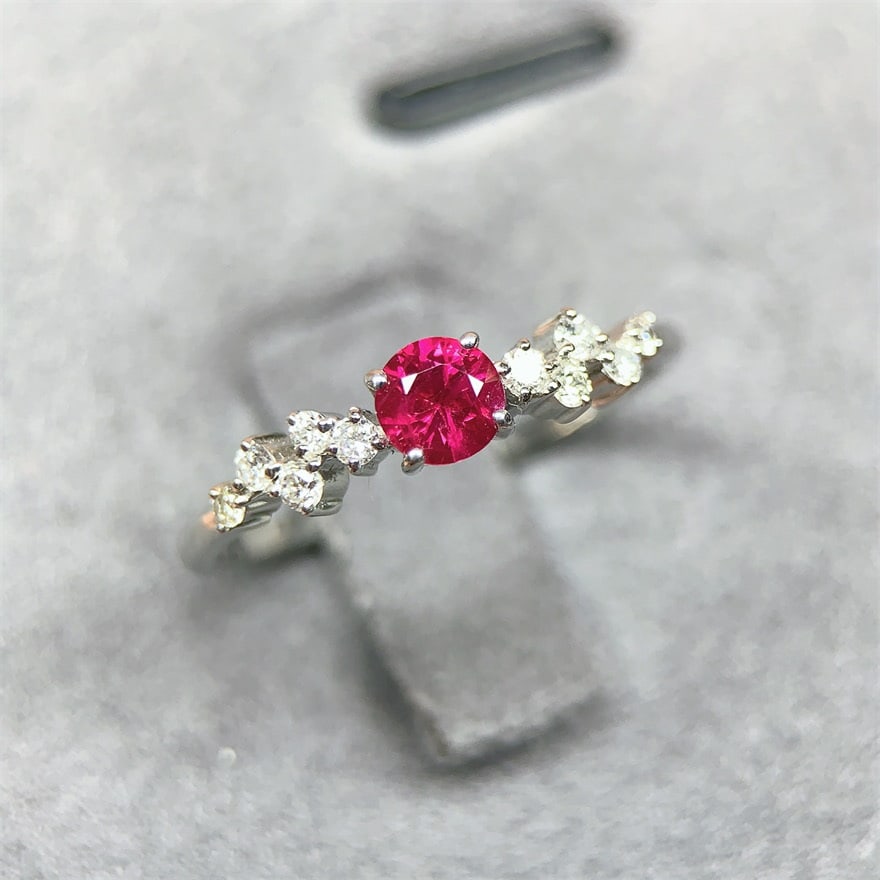14k Gold 0.45 Ctw Natural Ruby & Diamond Ring - 5