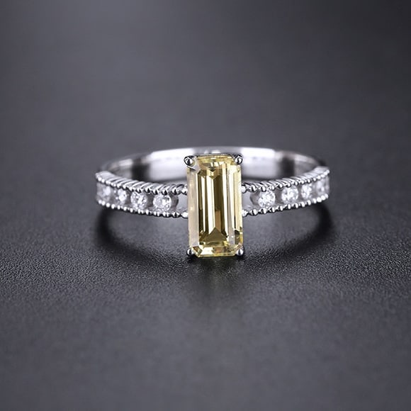14k Gold 1.09 Ct Natural Chrysoberyl & Diamond Ring: Ref:230974413 // gold content:14k gold // ring size:7. 25us // // main gemstone:chrysoberyl // shape:octagonal // carat weight:1. 09ct // color:yellow // treatment:natural // // adjacent gemstone