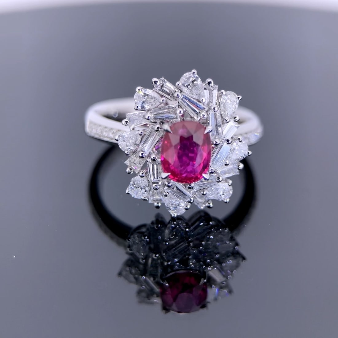 14k Gold 1.99 Ctw Natural Ruby & Diamond Ring: Ref:230974422 // gold content:14k gold // ring size:7. 25us // // main gemstone:ruby // shape:oval // carat weight:1. 02ct // color:red // treatment:natural // // adjacent gemstone 2 : diamond // shap