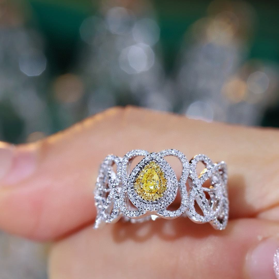 14k Gold 0.55 Ctw Natural Yellow Diamond & Diamond Ring - 3