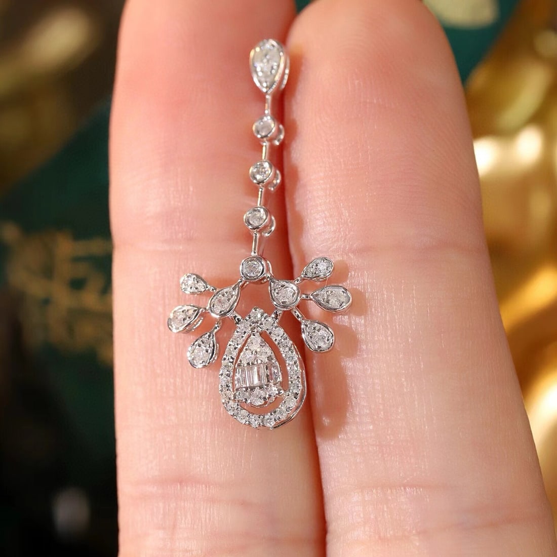 14k Gold 0.6 Ct Natural H Diamond Earrings - 6