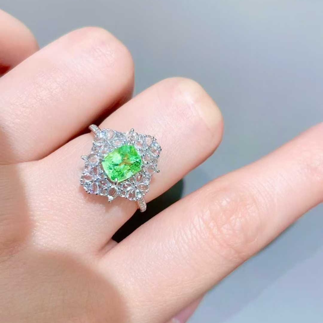 14k Gold 1.42 Ct Natural Tsavorite & Sapphire & Diamond Ring - 5