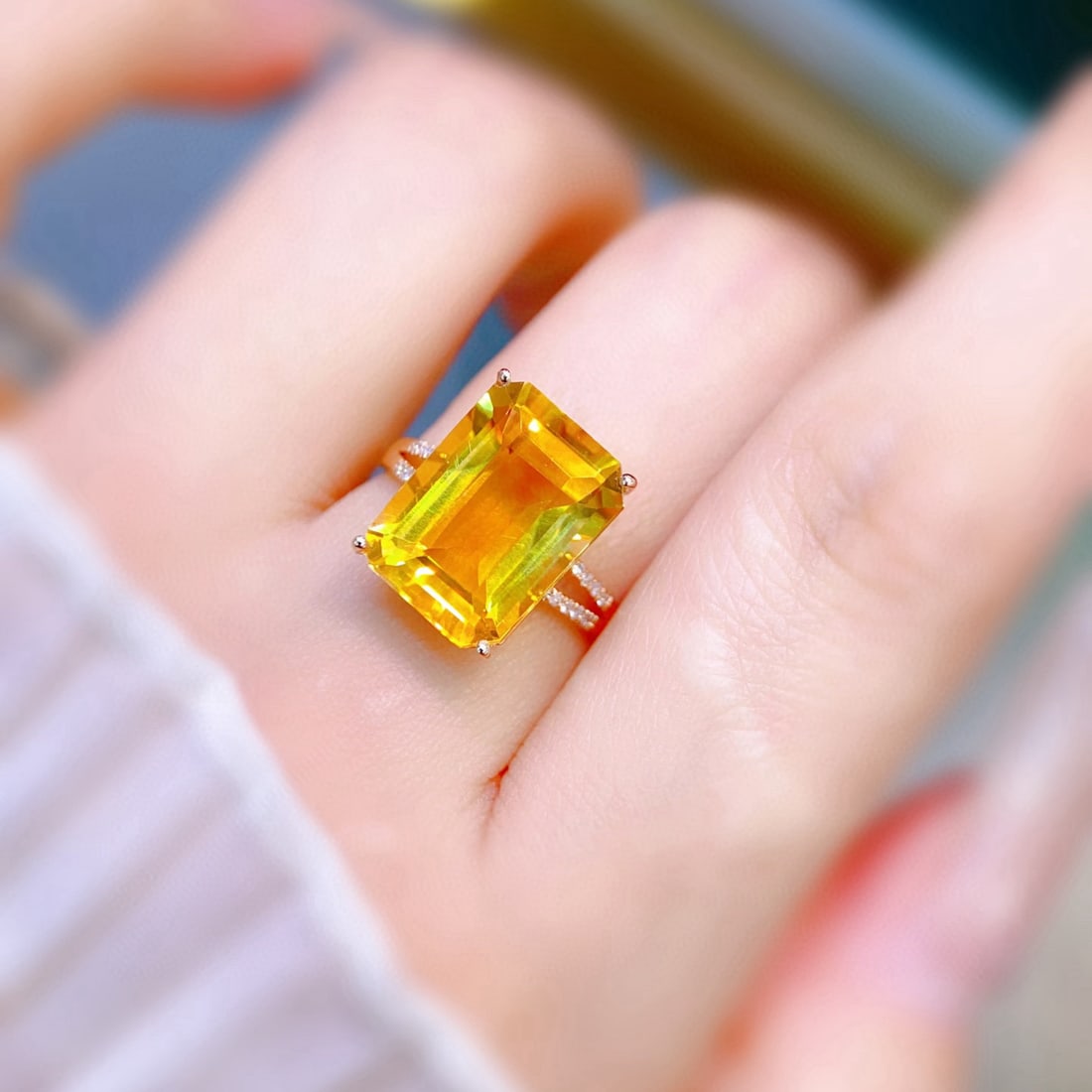 14k Gold 6.26 Ctw Natural Citrine & Diamond Ring - 3