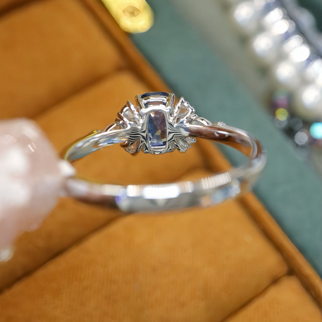 14k Gold 1.20 Ctw Natural Sapphire & Diamond Ring - 4