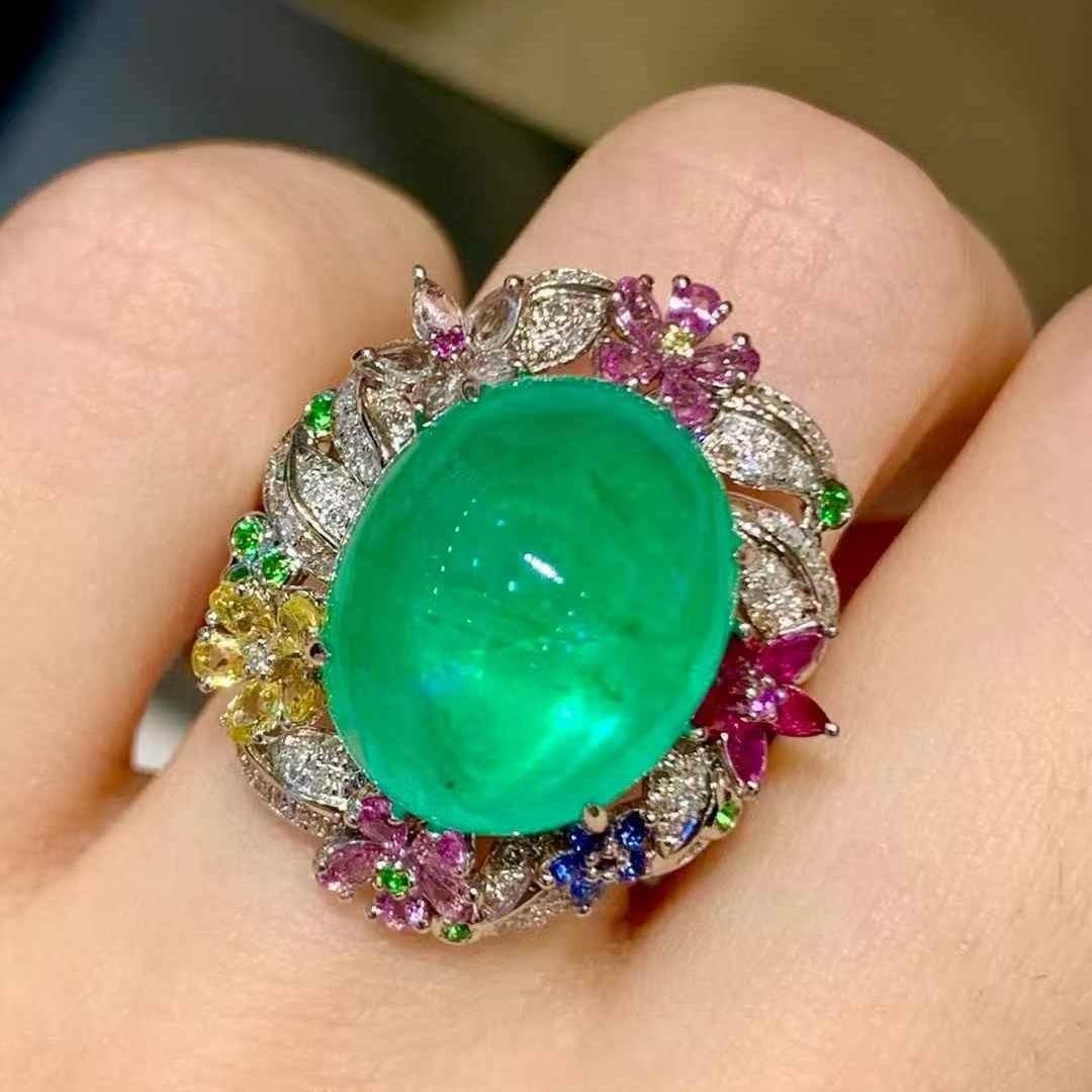 14k Gold 10.02 Ct Natural Emerald & Coloured Gemstone & Diamond Ring: Ref:231131074 // gold content:14k gold // ring size:7. 25us // // main gemstone:emerald // shape:oval // carat weight:10. 02ct // color:green // treatment:natural // // adjacent gemstone 2 : coloured