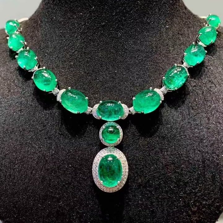 14k Gold 22 Ct Natural Emerald & Diamond Necklace (1 of 7)