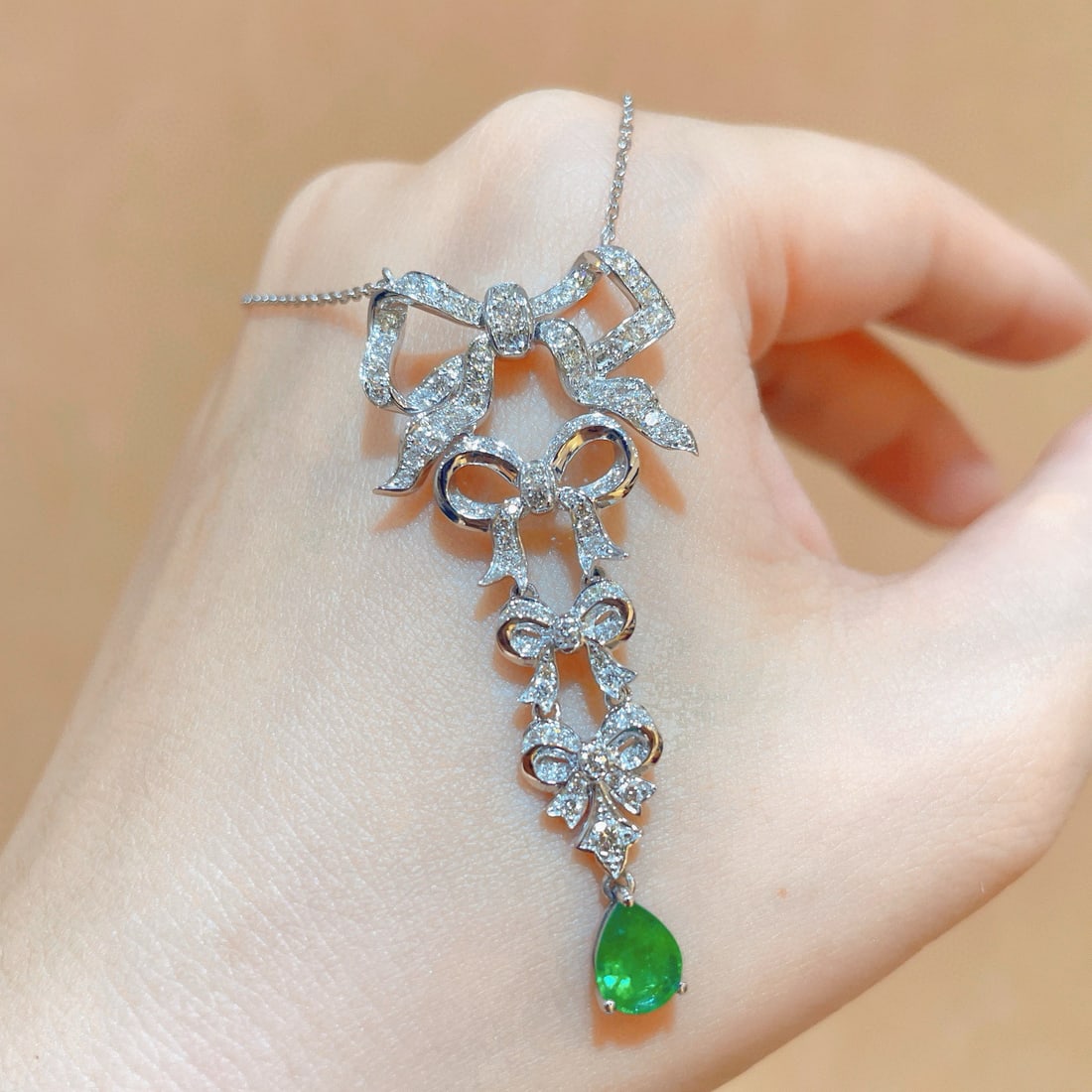 14k Gold 1.67 Ctw Natural Emerald & Diamond Necklace - 2