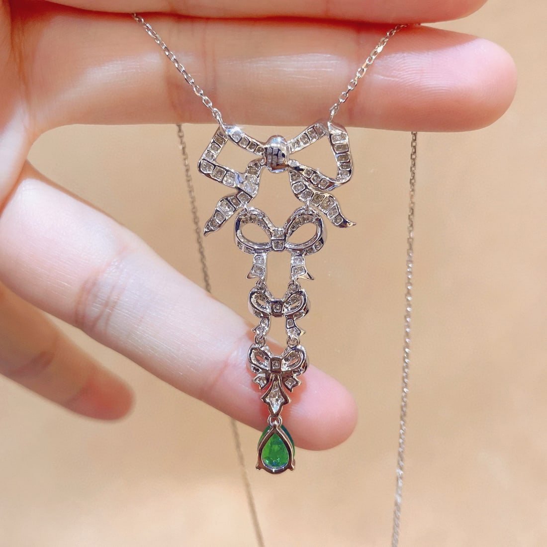 14k Gold 1.67 Ctw Natural Emerald & Diamond Necklace - 5