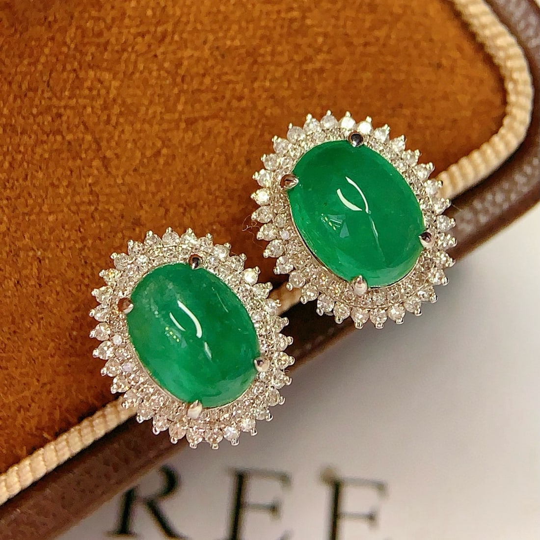 14k Gold 3.16 Ct Natural Emerald & Diamond Earrings - 6