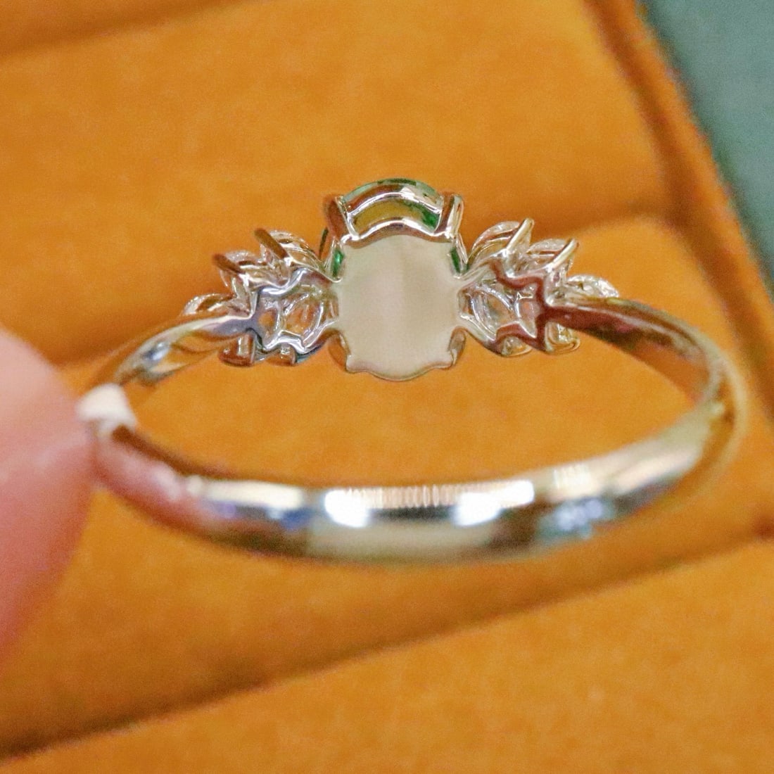 14k Gold 1.22 Ctw Natural Tsavorite & Diamond Ring - 4