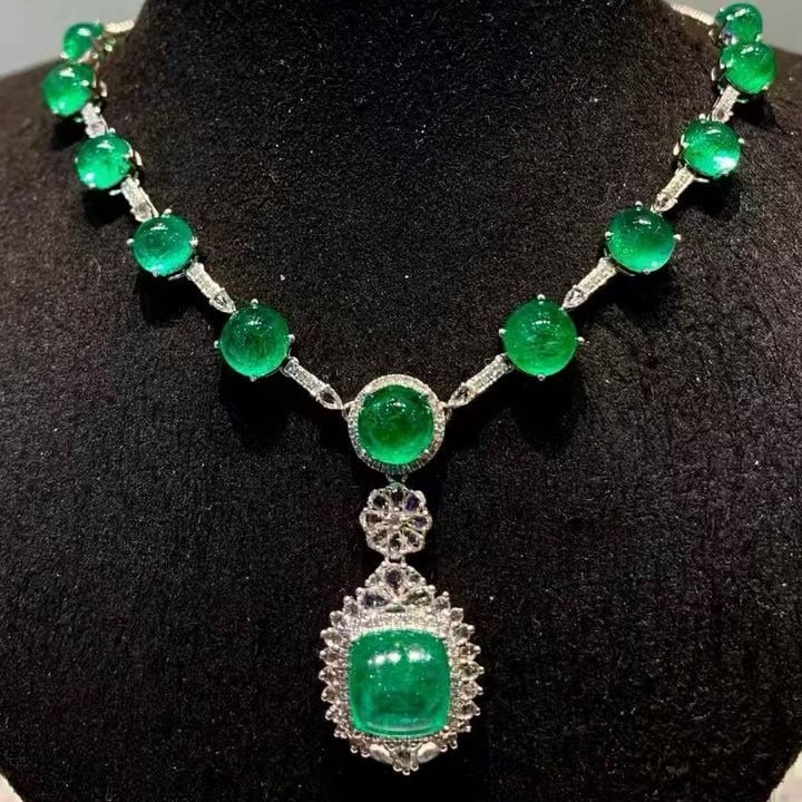 14k Gold 14.5 Ct Natural Emerald & Diamond & Sapphire Necklace - 4