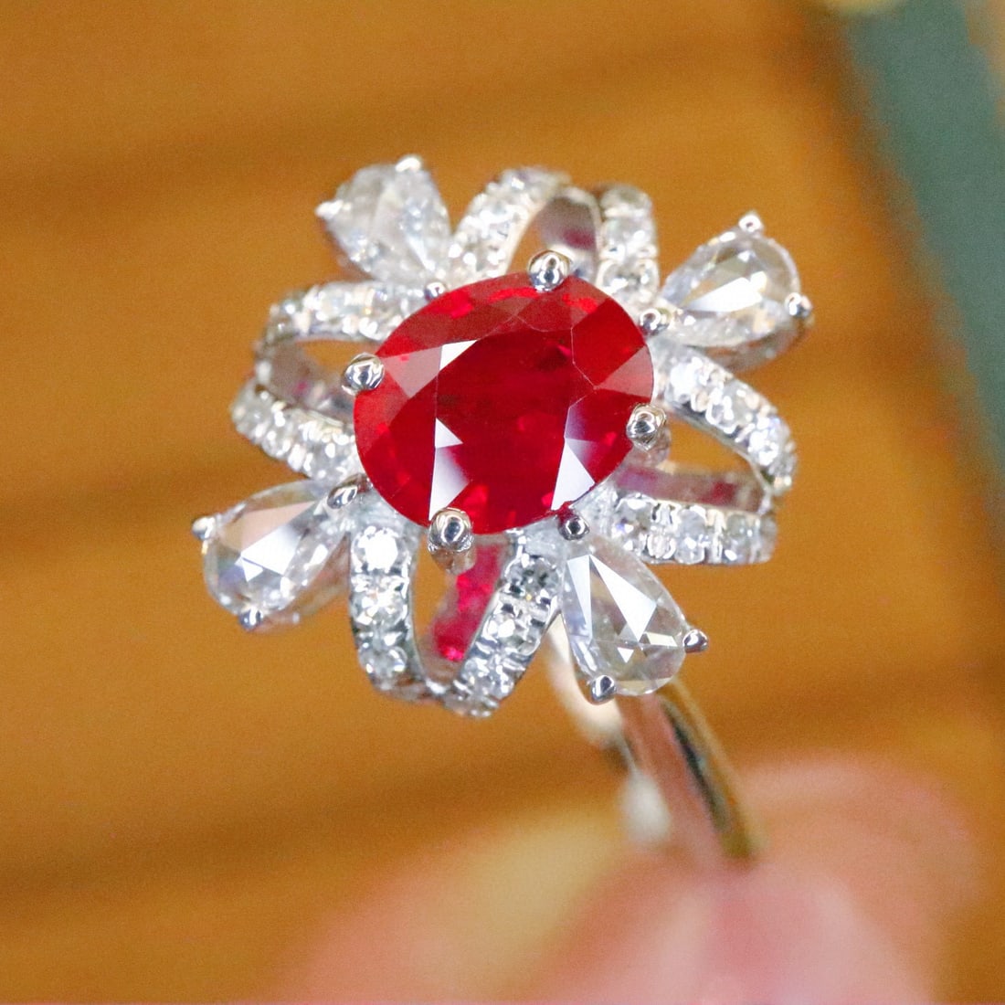 14k Gold 0.80 Ctw Natural Ruby & Diamond Ring - 3