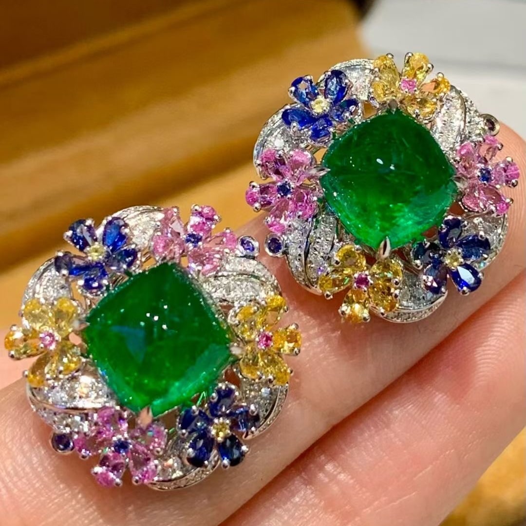 14k Gold 5.45 Ct Vivid Green Natural Emerald & Diamond Earrings - 3