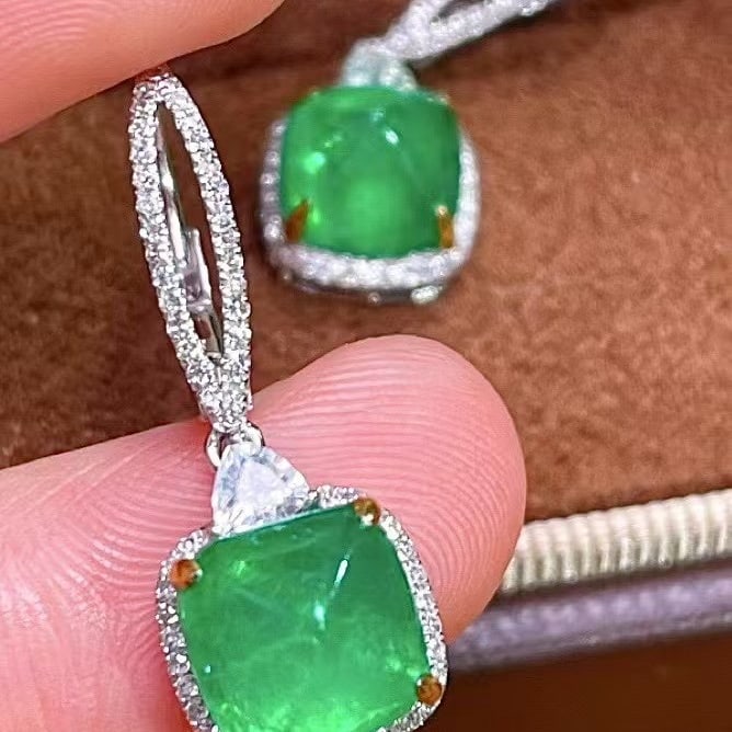 14k Gold 4.49 Ctw Natural Emerald & Sapphire Earrings - 4