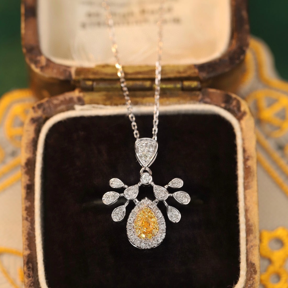 14k Gold 0.35 Ctw Natural Yellow Diamond & Diamond Necklace - 3