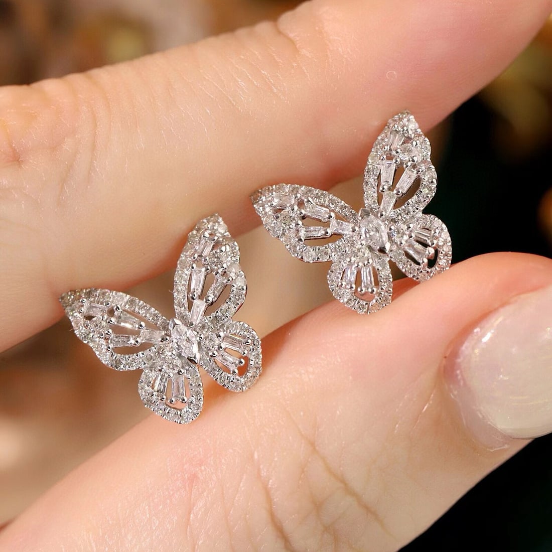 14k Gold 0.64 Ct Natural H Diamond & Butterfly Earrings - 4