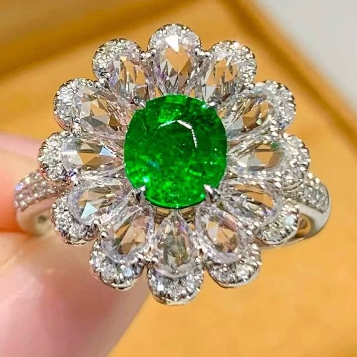 14k Gold 1.1 Ct Vivid Green Natural Tsavorite & Diamond & Sapphire Ring - 2