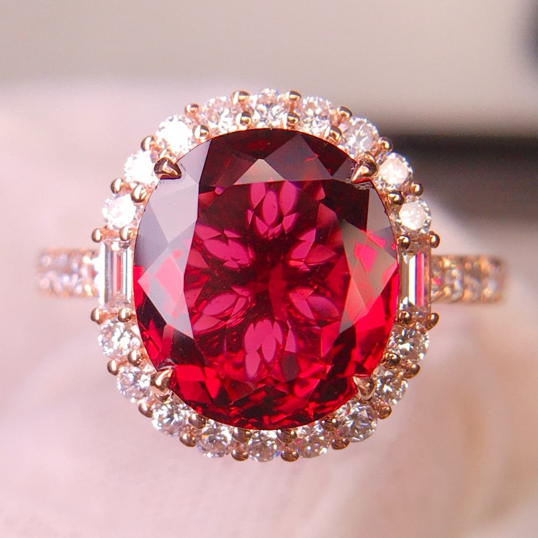 14k Gold 3.1 Ct Natural Tourmaline & Diamond Ring - 5