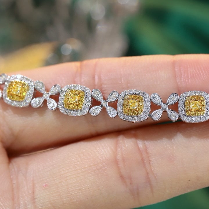 14k Gold 2.85 Ct Natural Color Diamond Bracelet - 5