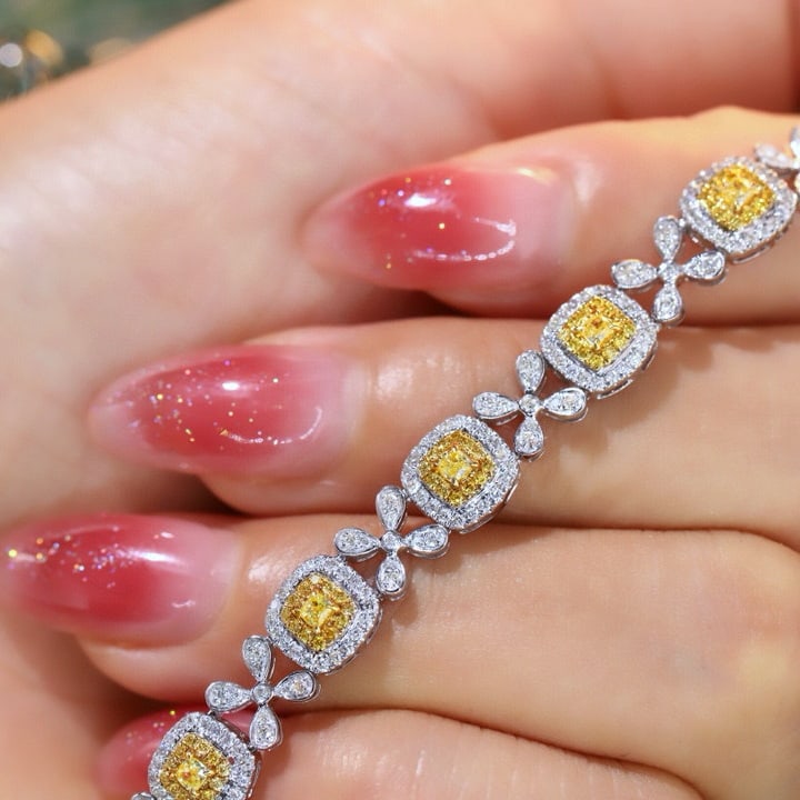 14k Gold 2.85 Ct Natural Color Diamond Bracelet - 6