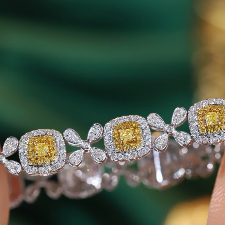 14k Gold 2.85 Ct Natural Color Diamond Bracelet - 7