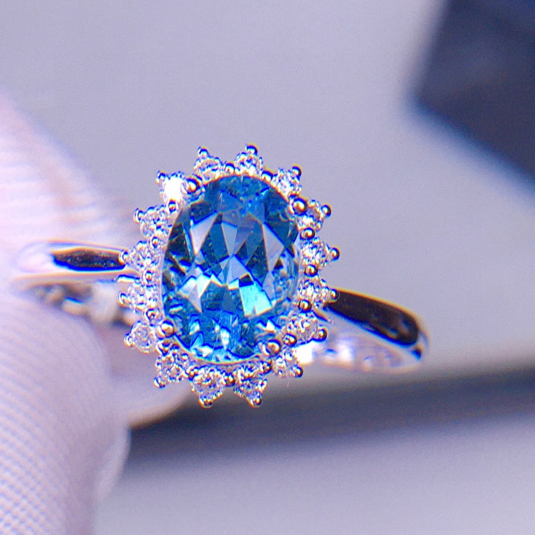 14k Gold 1.06 Ct Natural Aquamarine & Diamond Ring - 6