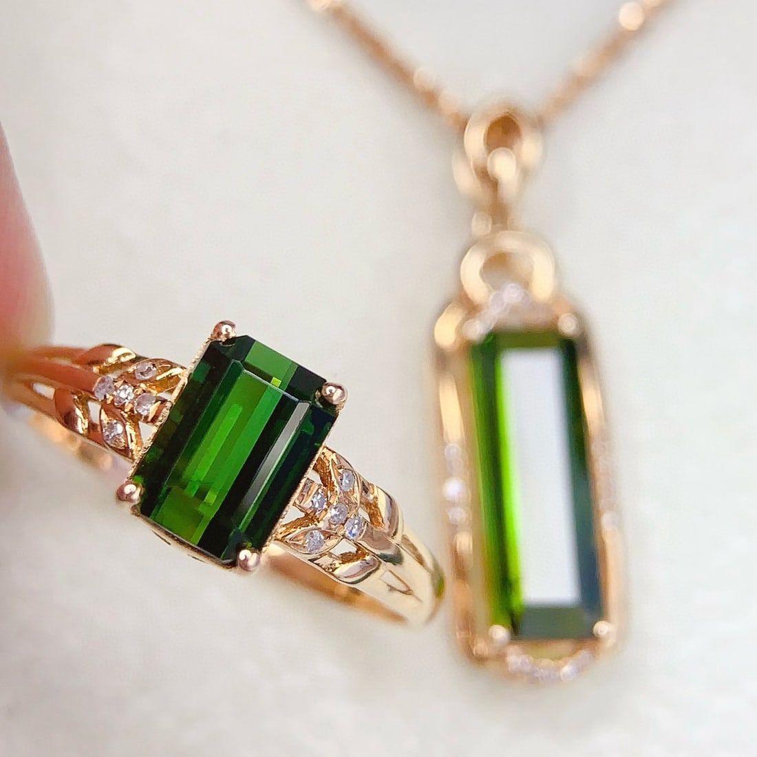 14k Gold 3.98 Ct Natural Tourmaline & Diamond Jewelry Set - 2