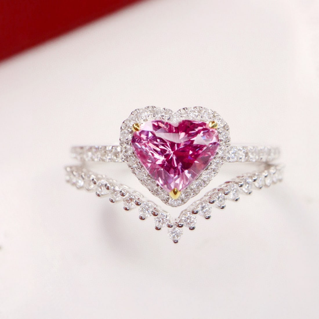 14k Gold 1.67 Ctw Natural Sapphire & Diamond Ring: Ref:231131244 // gold content:14k gold // ring size:7. 25us // // main gemstone:sapphire // shape:heart // carat weight:1. 28ct // color:pink // treatment:natural // // adjacent gemstone 2 :