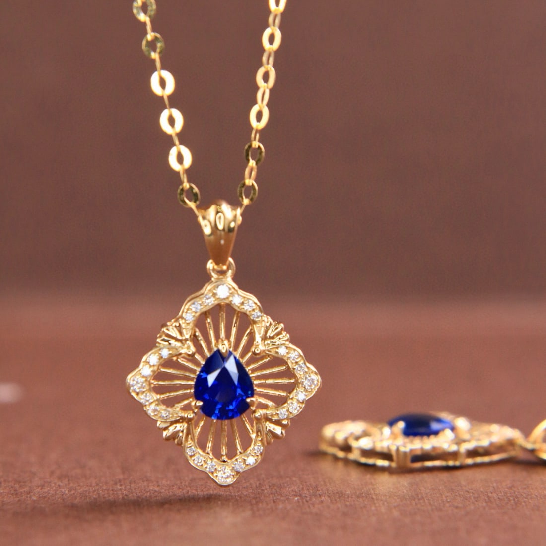 14k Gold 0.47 Ctw Natural Sapphire & Diamond Necklace - 5