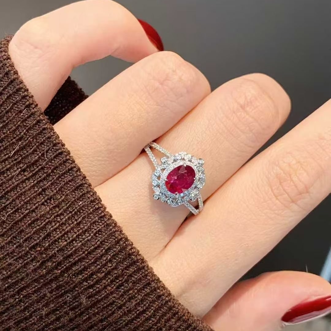 14k Gold 1.48 Ctw Natural Ruby & Diamond Ring - 4