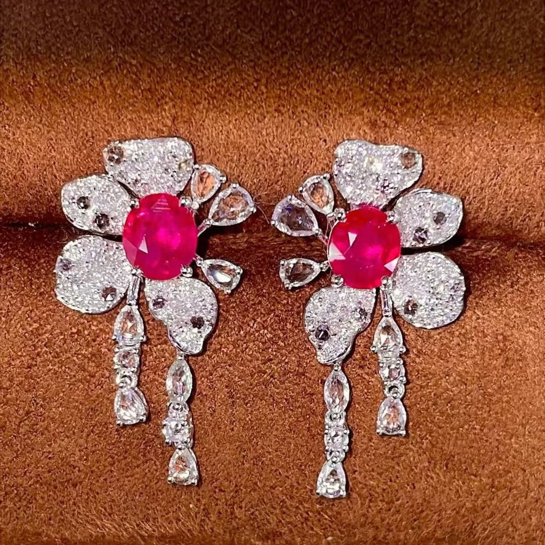14k Gold 1.36 Ct Natural Ruby & Diamond & Sapphire Earrings: Ref:231131252 // gold content:14k gold // main gemstone:ruby // shape:oval // carat weight:1. 36ct // color:red // treatment:natural // // adjacent gemstone 2 : diamond // shape:round // clarity
