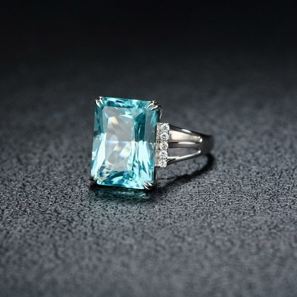 14k Gold 8.15 Ct Natural Aquamarine & Diamond Ring - 3