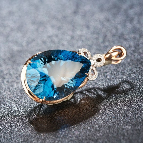 14k Gold 17.35 Ct Natural Topaz & Diamond Pendant( Without Chain ) - 7