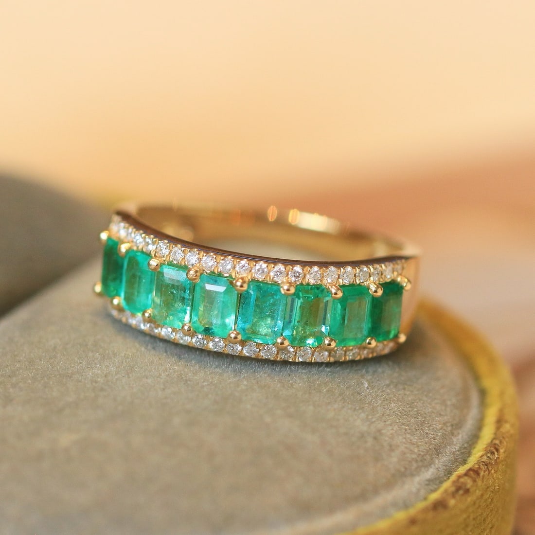 14k Gold 2.04 Ctw Natural Emerald & Diamond Ring - 3