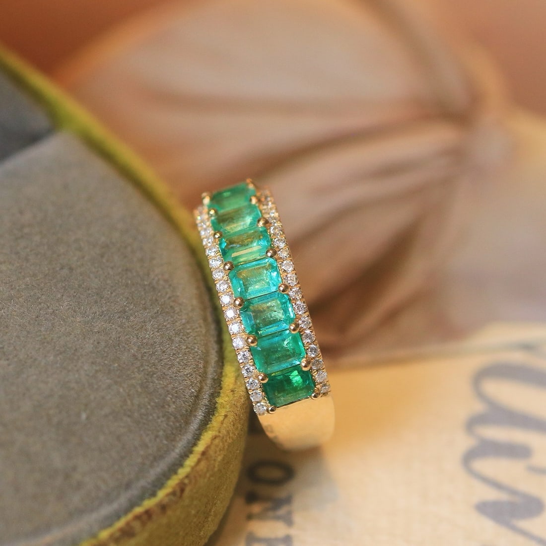 14k Gold 2.04 Ctw Natural Emerald & Diamond Ring - 4