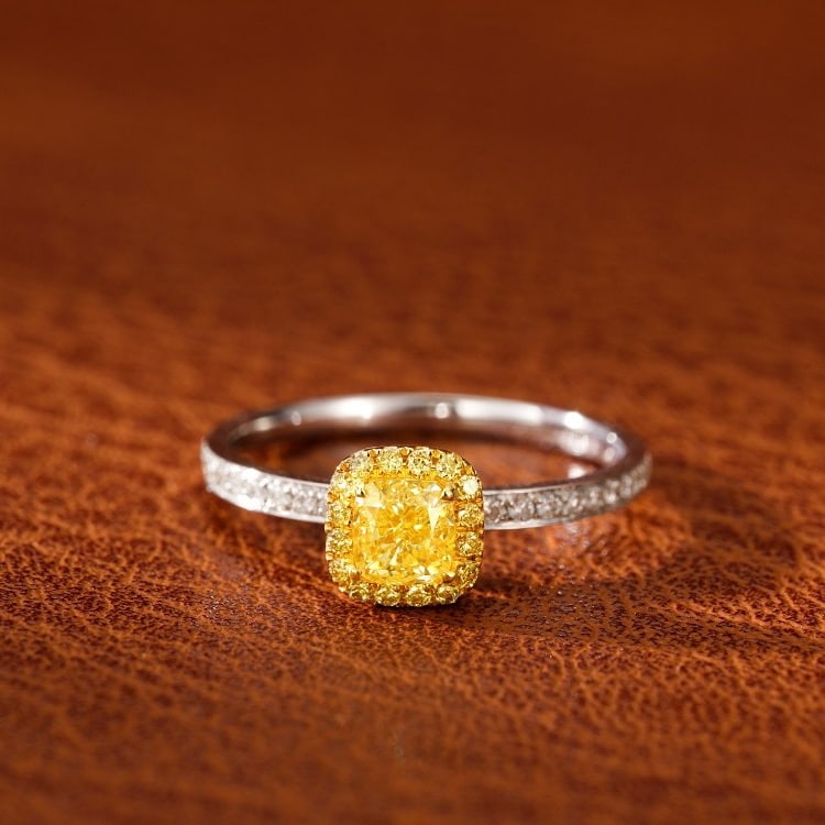 14k Gold 0.72 Ctw Natural Yellow Diamond & Diamond Ring - 2
