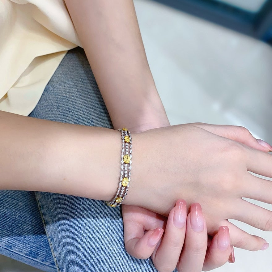 14k Gold 3.90 Ctw Natural Yellow Diamond & Diamond Bracelet - 4