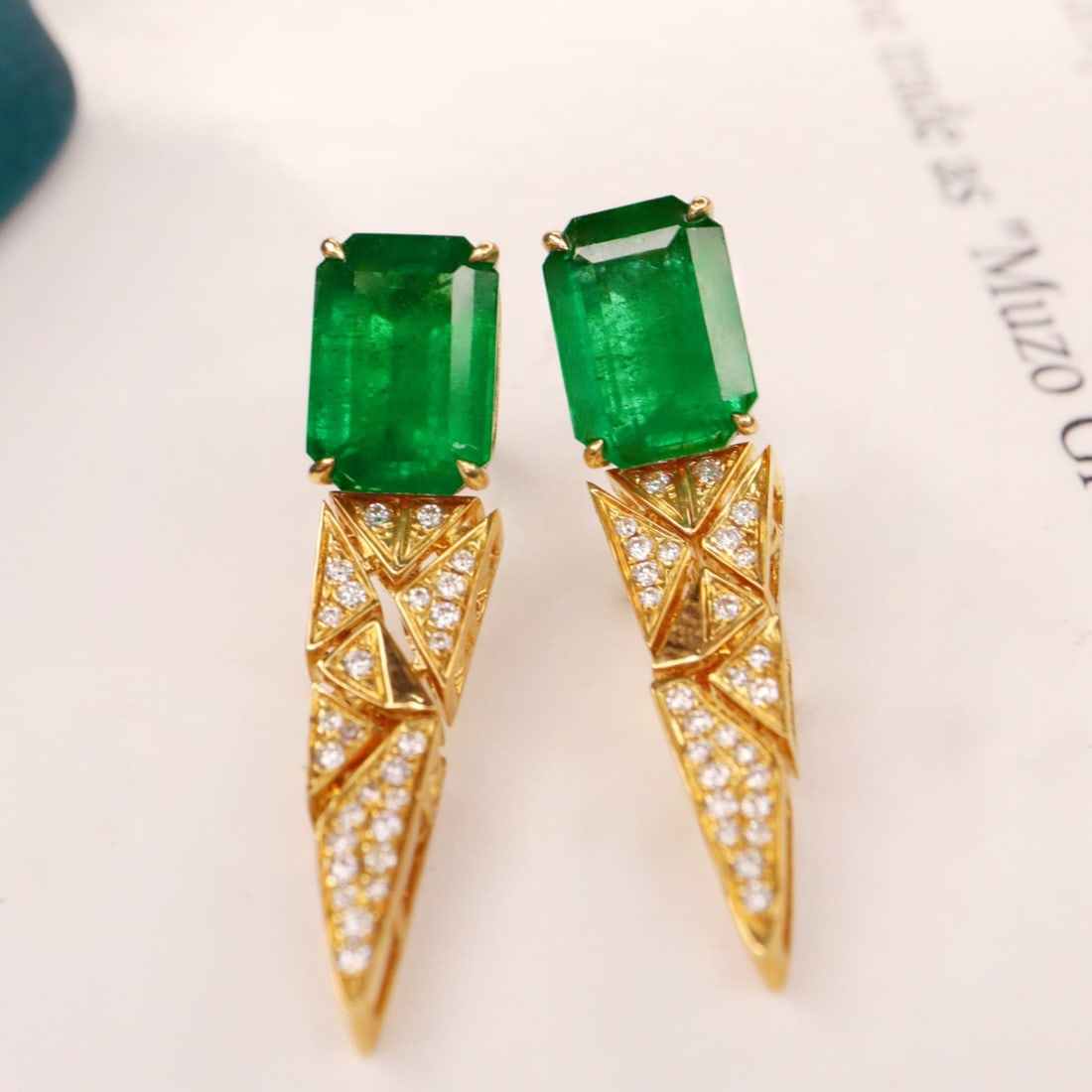 14k Gold 3.85 Ctw Vivid Green Natural Emerald & Diamond Earrings - 2