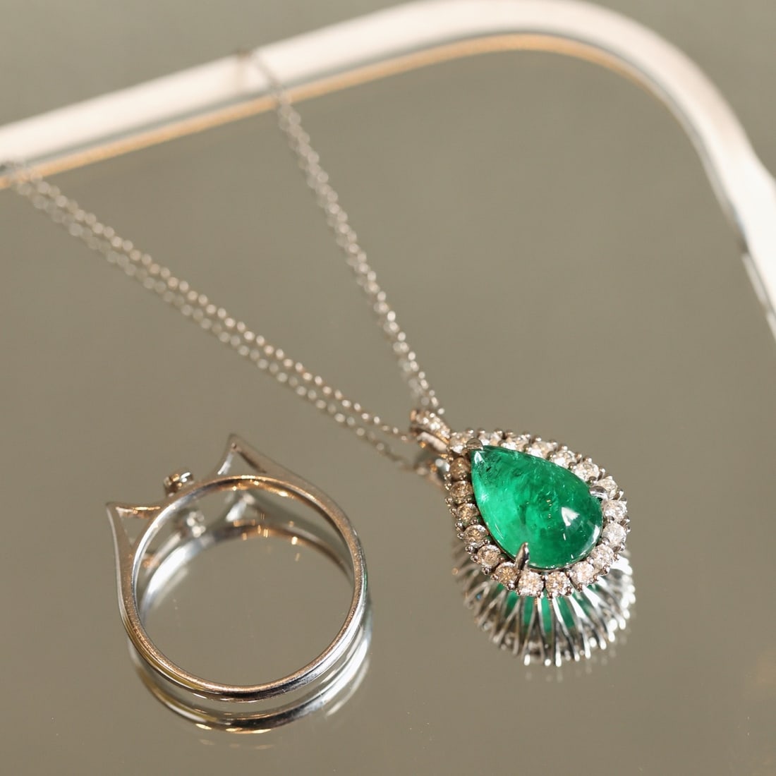 14k Gold 4.15 Ctw Natural Emerald & Diamond Ring/pendant( Without Chain ) - 7