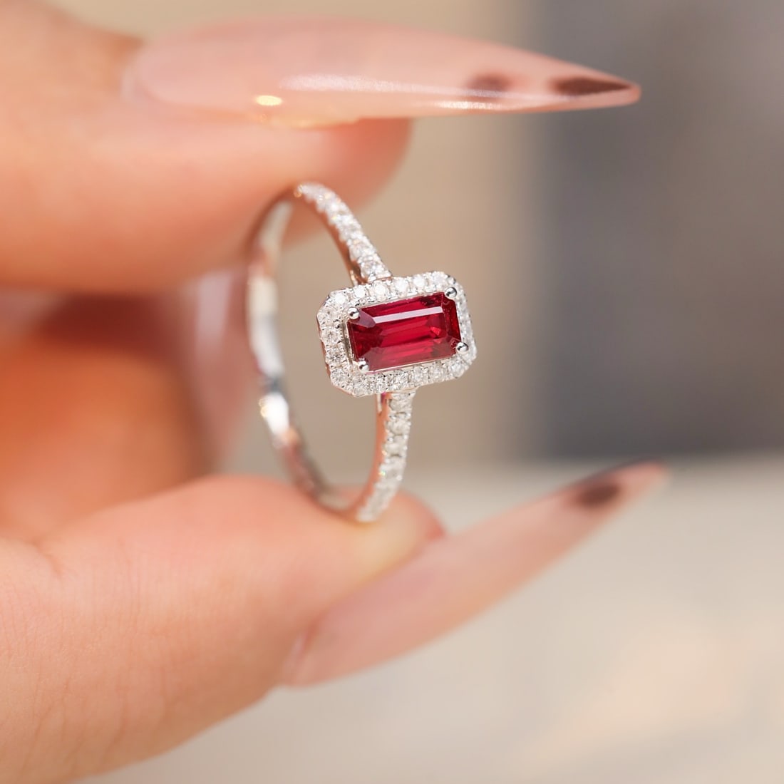 14k Gold 0.87 Ctw Natural Ruby & Diamond Ring - 6