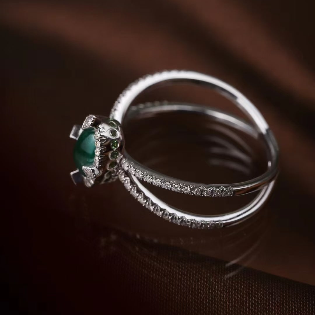 14k Gold 1.12 Ctw Natural Emerald & Diamond Ring - 2