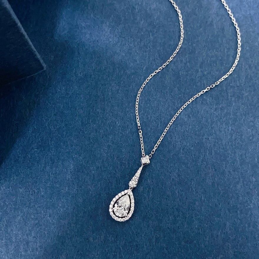 Gia Certified 14k Gold 0.5 Ct Natural D Vs2 Pear Diamond Necklace - 2