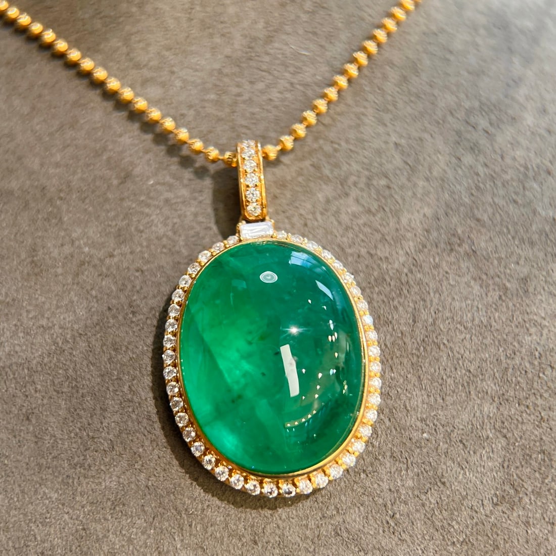 14k Gold 24.25 Ctw Natural Emerald & Diamond Pendant( Without Chain ) - 4