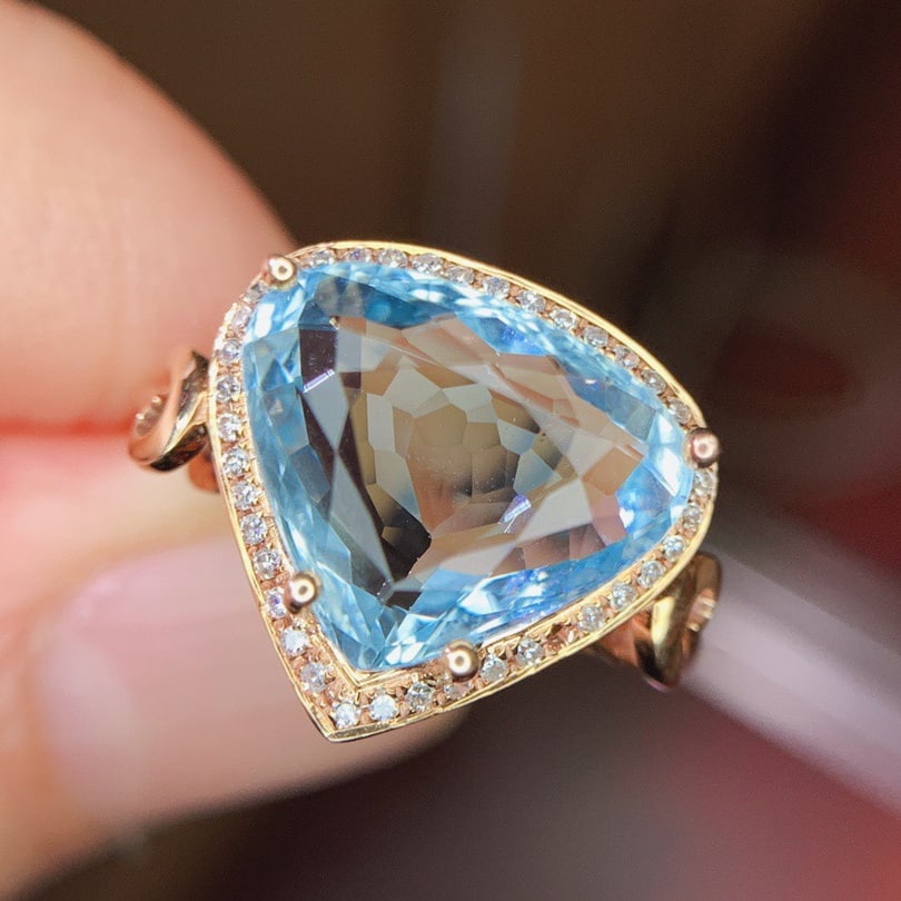 14k Gold 4.0 Ct Natural Aquamarine & Diamond Ring - 3