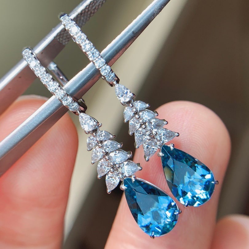 14k Gold 2.75 Ctw Natural Aquamarine & Diamond Earrings - 4