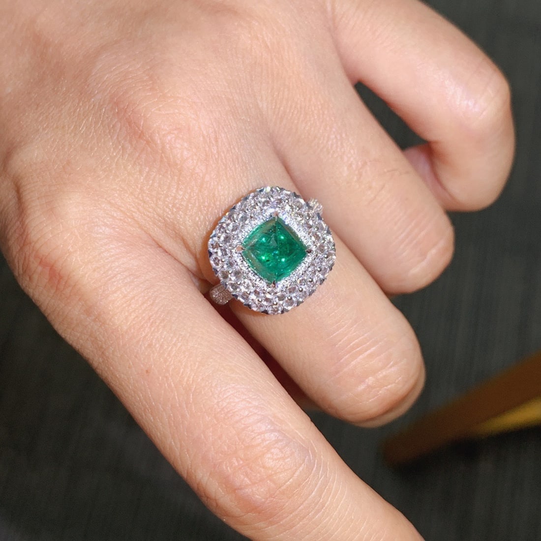 14k Gold 4.04 Ctw Natural Emerald & Diamond Ring - 5