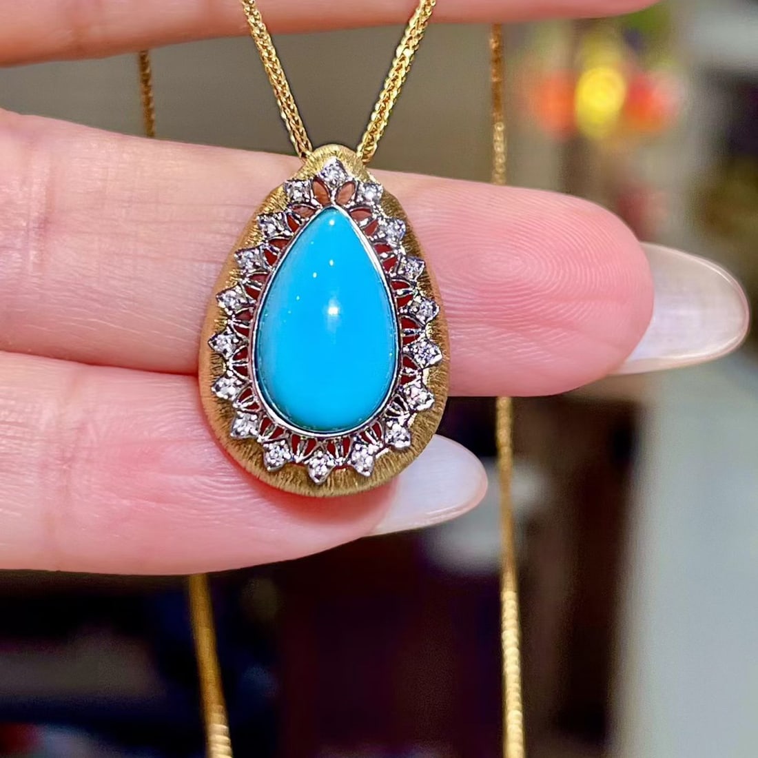 14k Gold 2.98 Ctw Natural Blue Turquoise & Diamond Pendant( Without Chain ): Ref:231132164 // gold content:14k gold // main gemstone:blue turquoise // shape:pear // carat weight:2. 91ct // color:blue // treatment:natural // // adjacent gemstone 2 : diamond // shape:round //