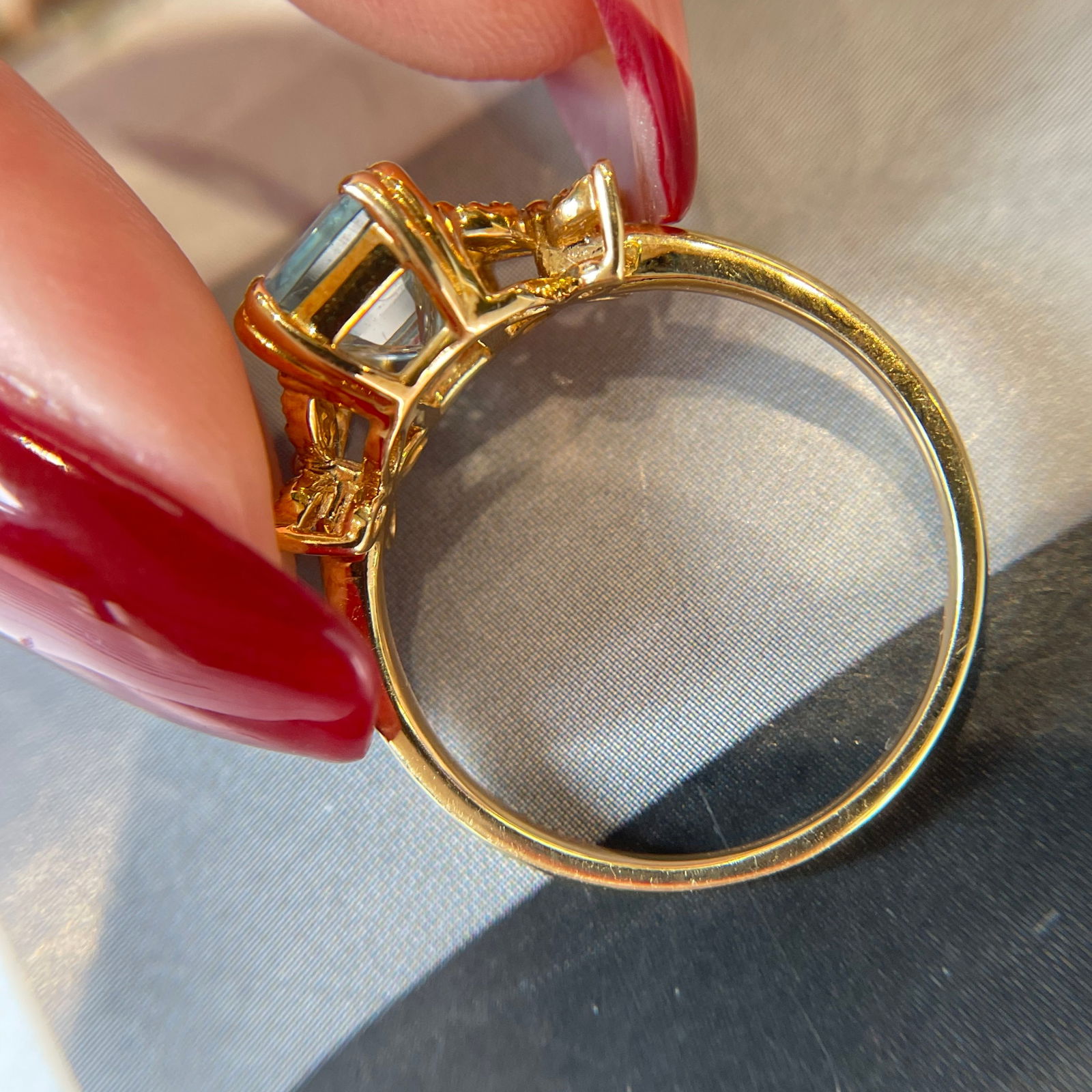 14k Gold 1.5 Ct Natural Aquamarine & Diamond Ring - 5